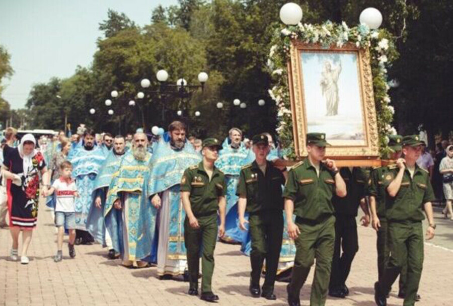 Крестный ход пройдет в Благовещенске Движение в центре ограничат