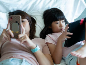 Детям до 16 в Китае ограничат доступ к программам смартфона часом в день