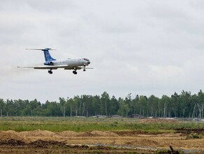 Аэропорт амурского космодрома Восточный принял первый самолет