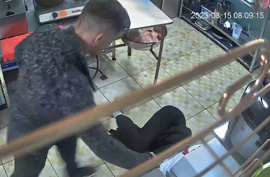 Задержан мужчина с  невероятной жестокостью избивший девушку в кафе