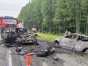 Автомобили горели как факелы в страшной аварии погибли четыре человека 
