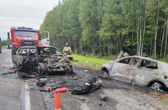 Автомобили горели как факелы в страшной аварии погибли четыре человека 