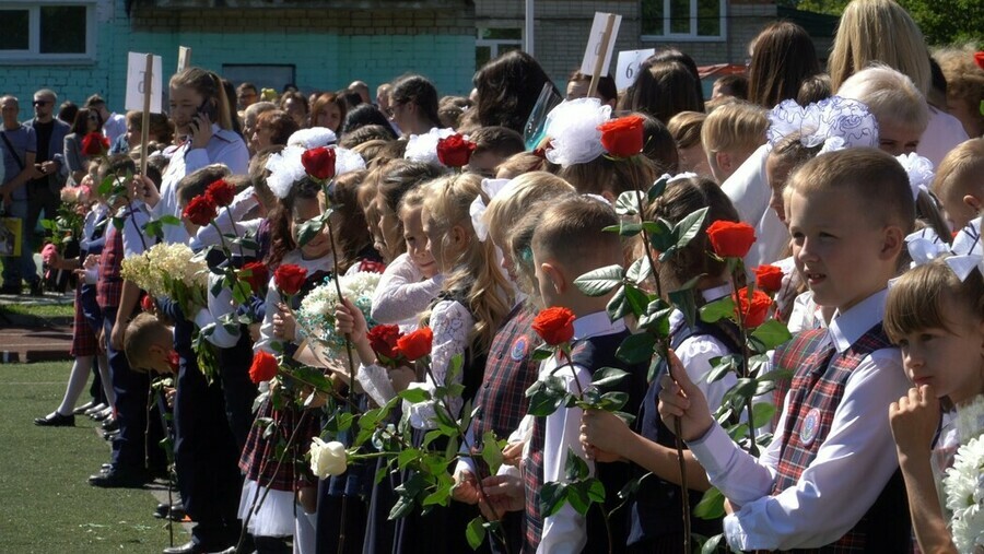 Родителей школьников предложили официально отпускать с работы 1 сентября