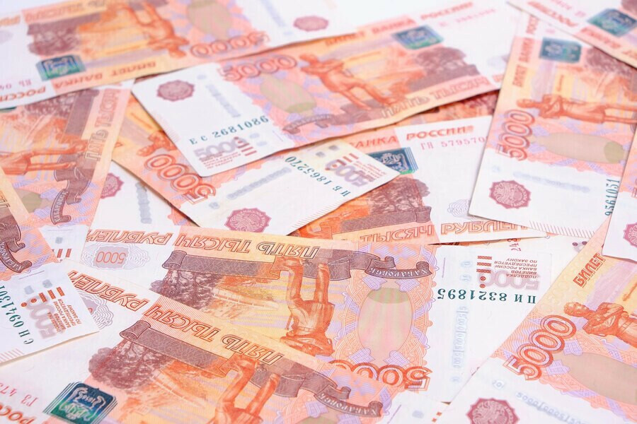 У отца высокопоставленного россиянина аферисты выманили 13 миллионов рублей