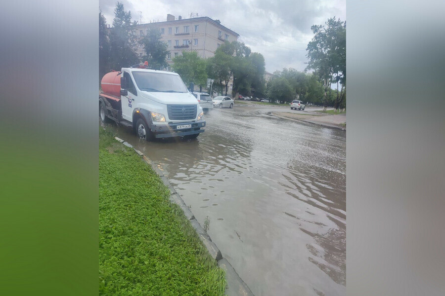 В Благовещенске перечислили улицы где откачают дождевую воду фото 