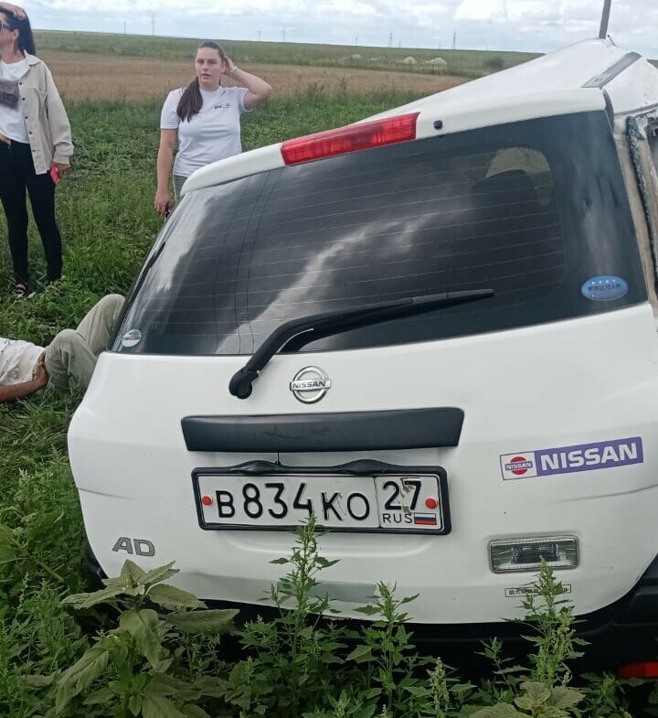Соцсети в Тамбовском районе разбился автомобиль с хабаровскими номерами