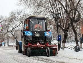 Техника есть работать некому мэр ответил благовещенцам недовольным уборкой заснеженных улиц