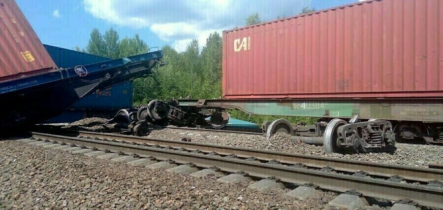Суд озвучил наказание железнодорожнику по вине которого сошли вагоны с ущербом на 9 миллионов рублей