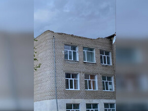 Факт срыва крыши со школы в селе Приамурья проверяет прокуратура 