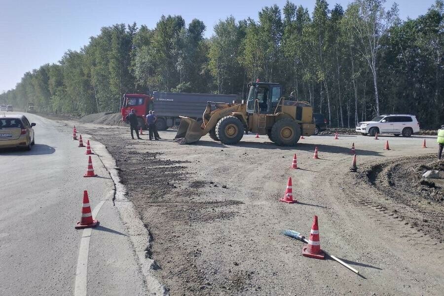 Благовещенских водителей просят быть внимательнее на трассе в аэропорт фото