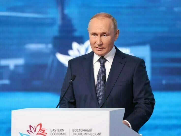 В Кремле рассказали чем будет заниматься на ВЭФ2023 Владимир Путин
