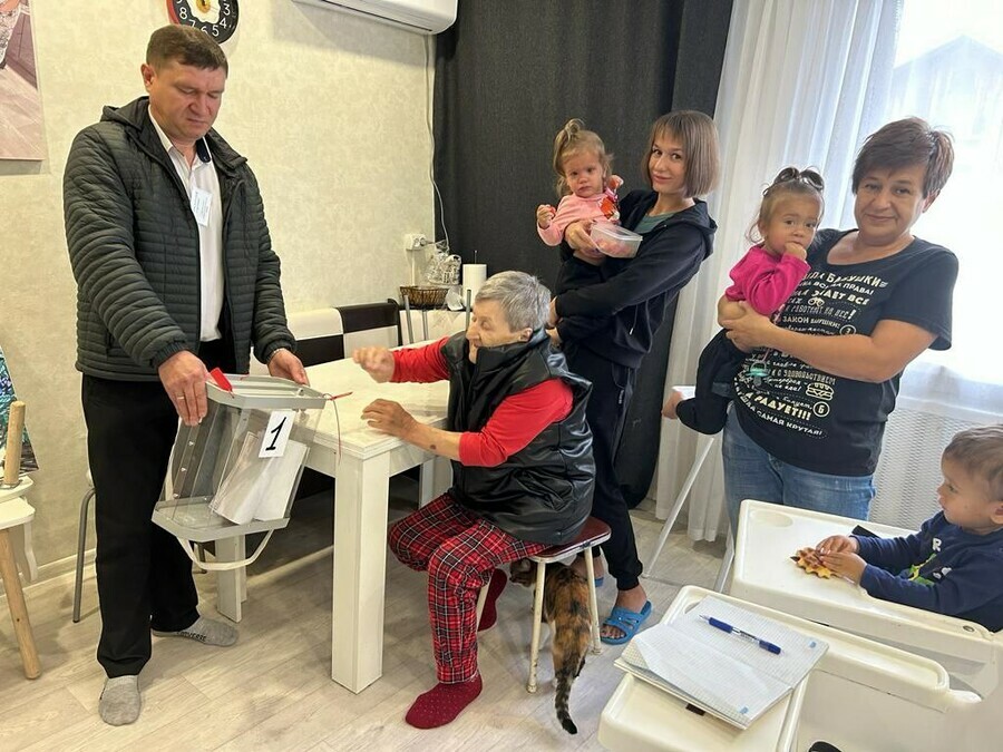 В Амурской области за 8 часов до окончания голосования до участков дошла треть избирателей