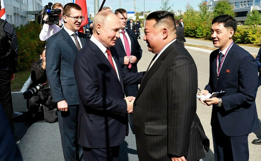 Владимир Путин показал Ким Чен Ыну комплекс который достраивают на космодроме Восточный