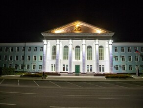 В Благовещенске подсветили несколько зданий Застройщиков обязали сдавать объекты уже с подсветкой