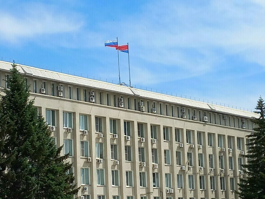 Правительство Амурской области в полном составе сложило свои полномочия 