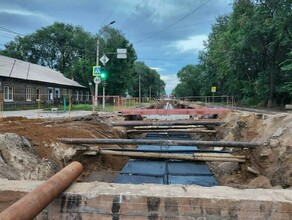 Власти прокомментировали ситуацию с перекрестком в центре Благовещенска который до сих пор не заасфальтировали 