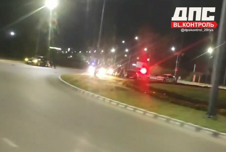 В Благовещенске на калининском кольце произошло ДТП