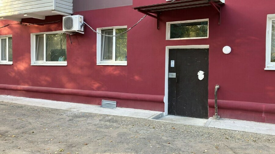 В Благовещенске замечена незаконная реклама известного ресторана и заезжего цирка  