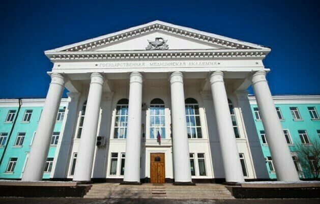 Губернатор Амурской области о нехватке врачей в пандемию У нас 1 700 студентовмедиков есть над чем поработать