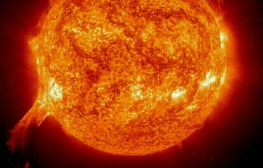 На Землю обрушится двухдневная магнитная буря