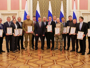 Памятными часами за помощь отряду Союз воюющему в зоне СВО награждены представители РСБИ  