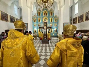 Сотни амурчан пришли в благовещенский собор поклониться привезенному Годеновскому кресту