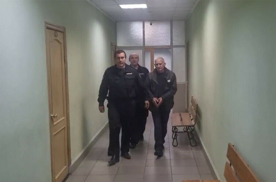 В Благовещенске арестован директор ООО занимавшегося ремонтом дорог Его обвиняют в мошенничестве видео