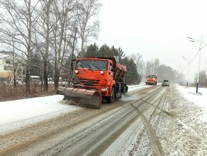 Минтранс на региональных трассах Амурской области работает более 150 единиц снегоуборочной техники 