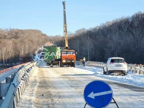 На федеральной трассе Амур перевернулась фура фото