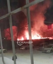 В центре Благовещенска ночью был сильный пожар видео