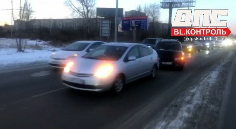 В Благовещенске изза ДТП на улице Калинина большая пробка