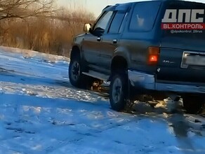 Очевидцы Двое пьяных на внедорожнике расстреляли собаку в Чигирях один держал второй стрелял