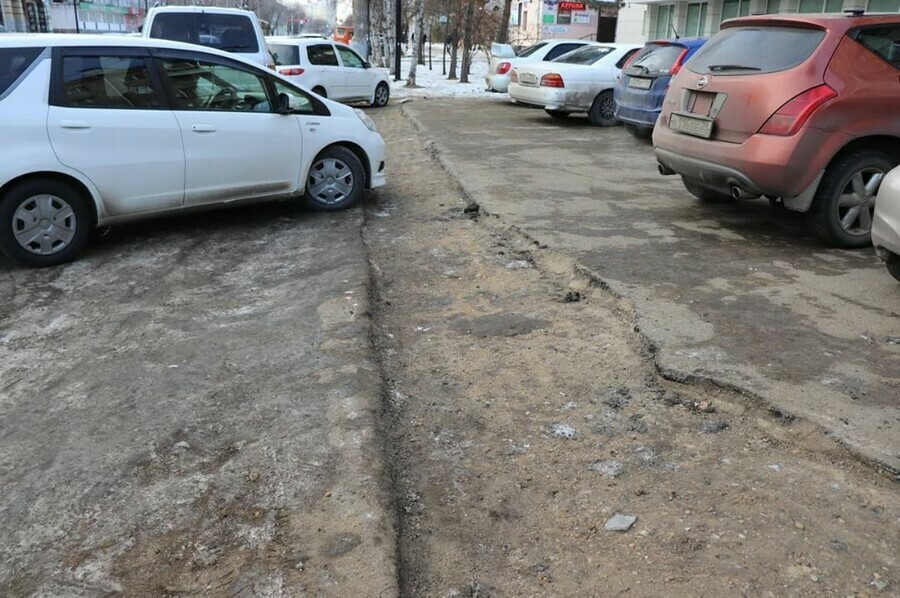 Прокурор Амурской области взял на контроль затянувшийся ремонт улицы Ленина в Благовещенске