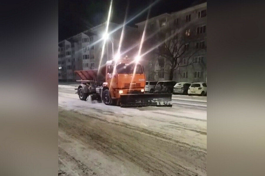 Власти Благовещенска назвали улицы где планируют убрать наледь и снег 