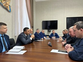 На встрече с мэром Благовещенска депутат Госдумы Андрей Гурулев поделился мыслями по поводу срока окончания СВО