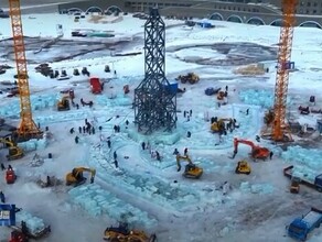 В Харбине строят рекордный по площади Мир снега и льда Он будет из прошлогоднего льда