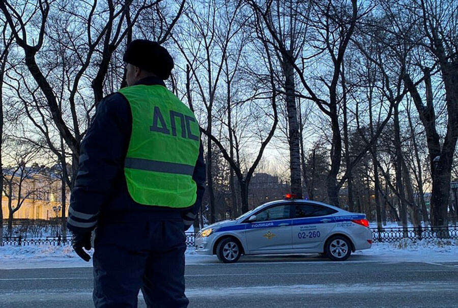 Госавтоинспекция Благовещенска назвала число водителей которые нарушают важное правило 