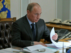Путин предложил обновить статус многодетных семей