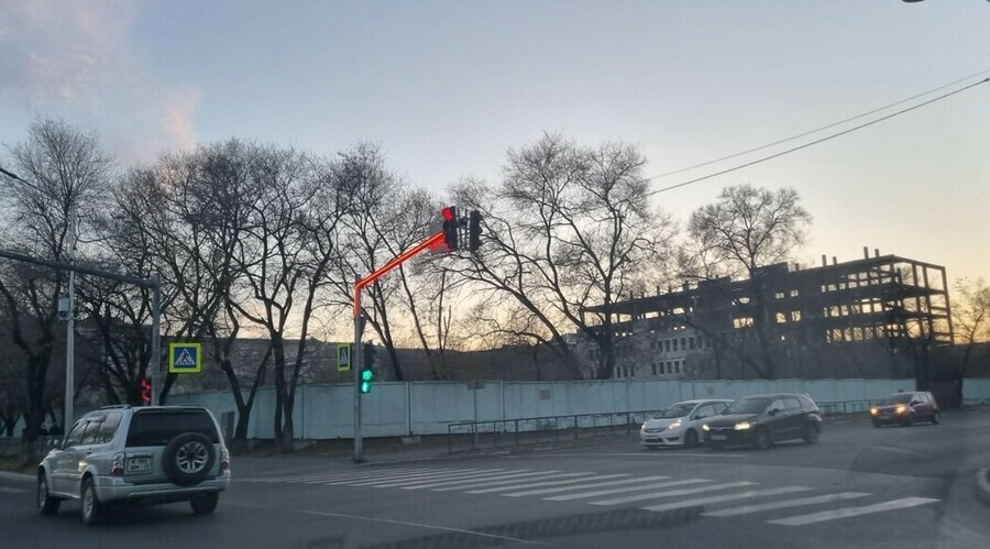 На месте долгостроя ДВО РАН в центре Благовещенска построят большой современный объект для детей