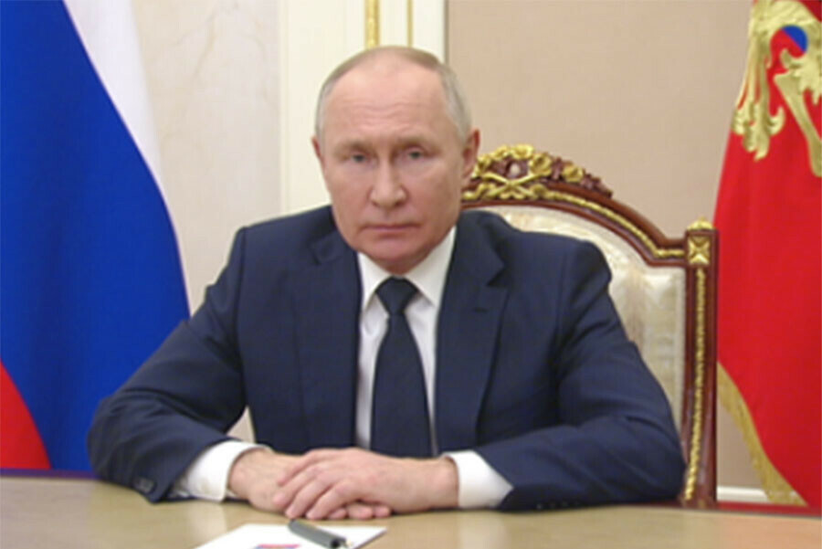 Владимиру Путину необходимо участвовать в президентских выборах считает большинство россиян