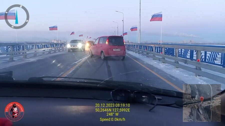 На новом мосту через Зею произошло первое ДТП видео