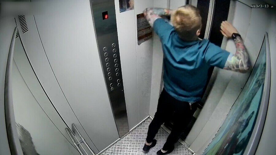 В Благовещенске поездка в лифте обошлась мужчине в 60 тысяч рублей видео