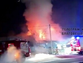 В Завитинске сгорел магазин напротив пожарной части