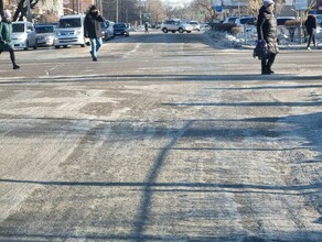 Перекрестки становятся испытанием благовещенцы жалуются на гололед