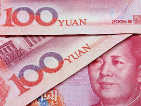 Падением юаня отметился последний день торгов валютой в 2023 году