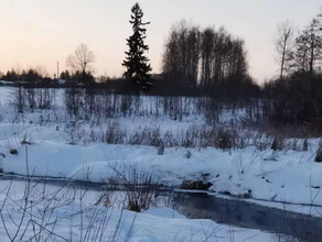 Двое детей провалились под лед на реке Погибла семилетняя девочка