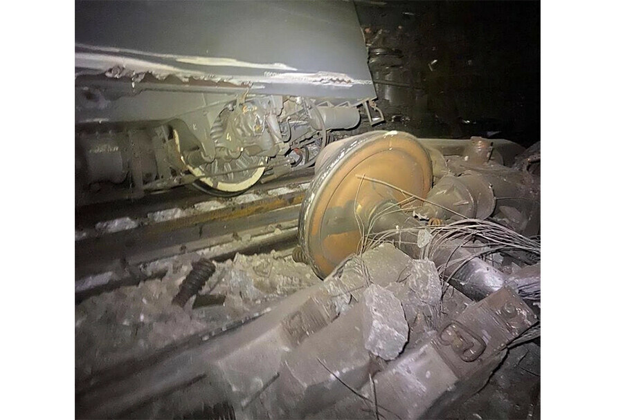 Груды металла на жд путях опубликованы фото с места схода вагонов и столкновения поездов в Забайкалье