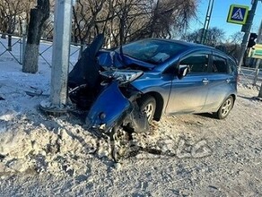 Отец начал уходить от удара и мы врезались в столб юный благовещенец ухаживая за отцом в больнице пытается найти виновника ДТП 