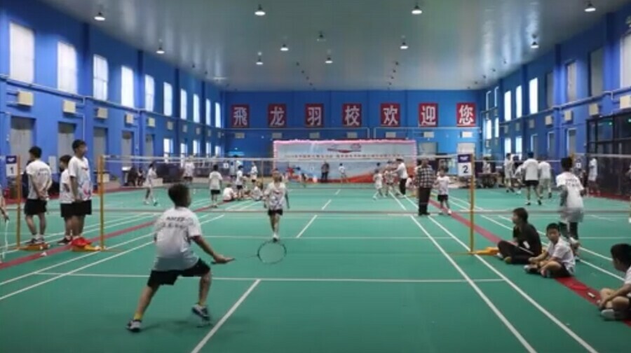 Юные амурские спортсмены выступили в Хэйхэ на китайскороссийском молодёжном турнире по бадминтону