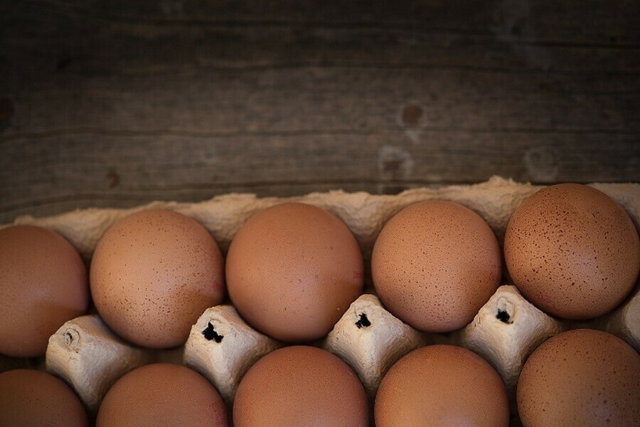 Минсельхоз Приамурья назвал размер наценки на куриные яйца и озвучил причины их резкого подорожания